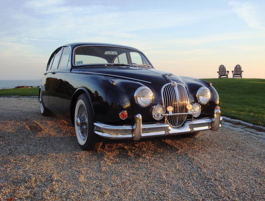  Jaguar Mk II 3.8L Saloon 1960 года  (фото 5 из 5)